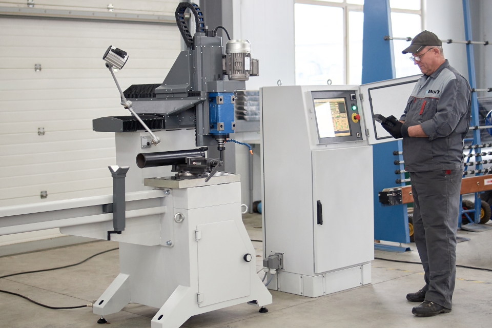 FREZER CNC Milling Machine from the manufacturer Enset