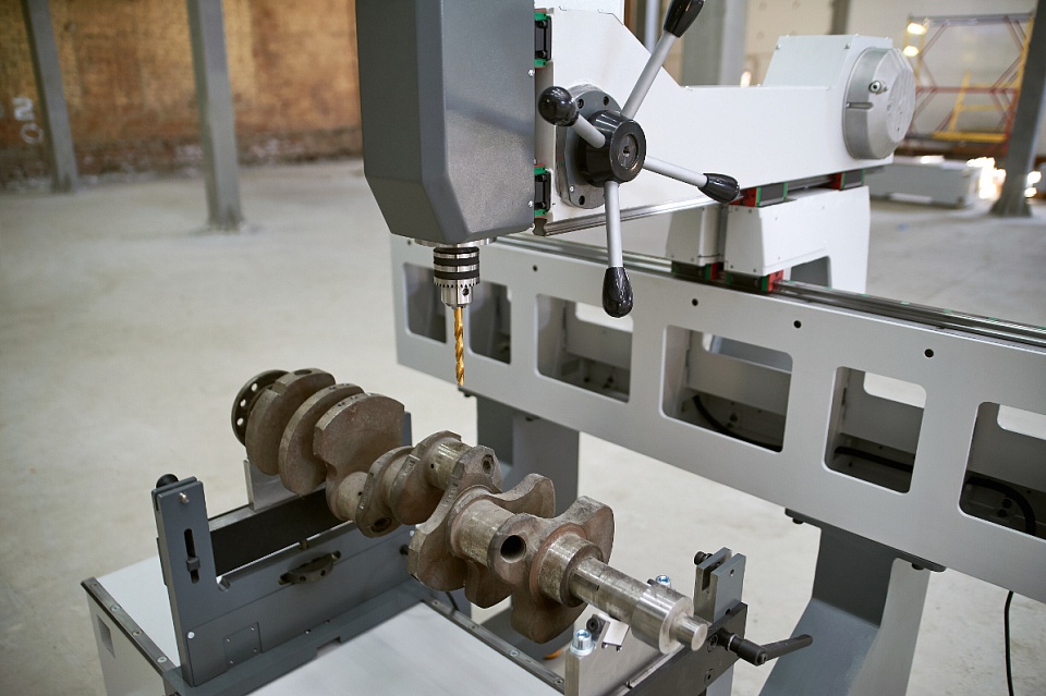 Drilling portal for crankshafts from the manufacturer Enset