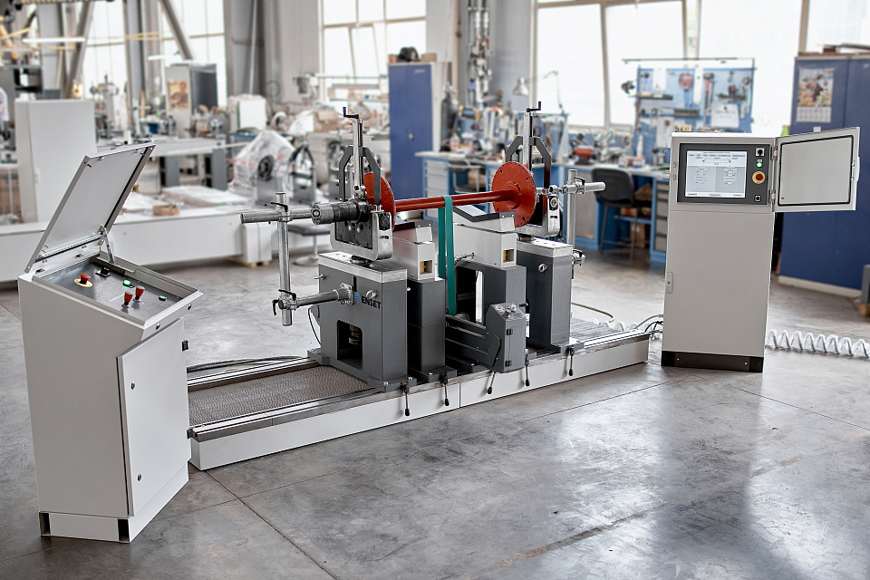 Soft bearing rotor-balancing machine for rotors up to 1500 kg DBR-1500S from the manufacturer Enset