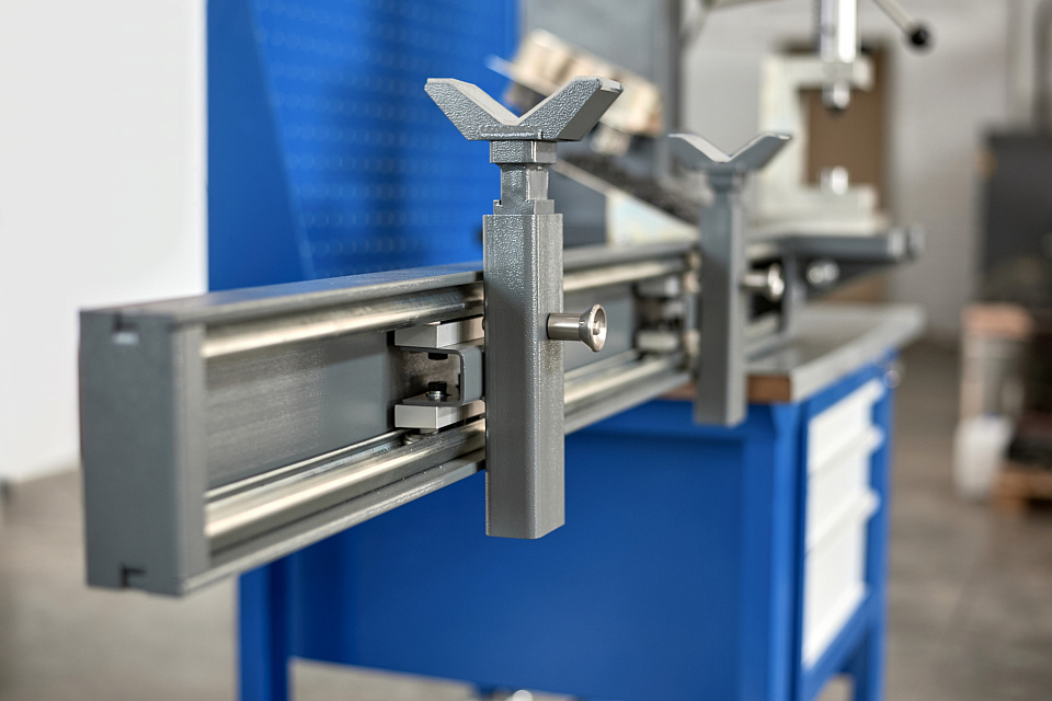 Beam for cardan shafts support from Enset