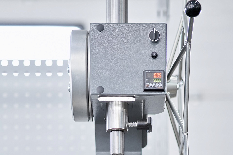 Press for Press-Fitting Drive Shafts PR-6