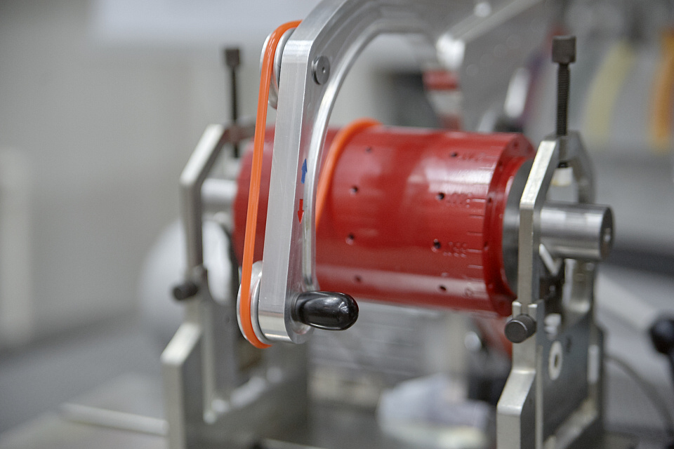 Machine for balancing 5 gr – 3 kg rotors DBR-3